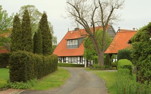 Kloster Osterberg: 1410 gegründet, heute Herrenhaus des 18. Jahrhunderts auf dem früheren Klosterboden